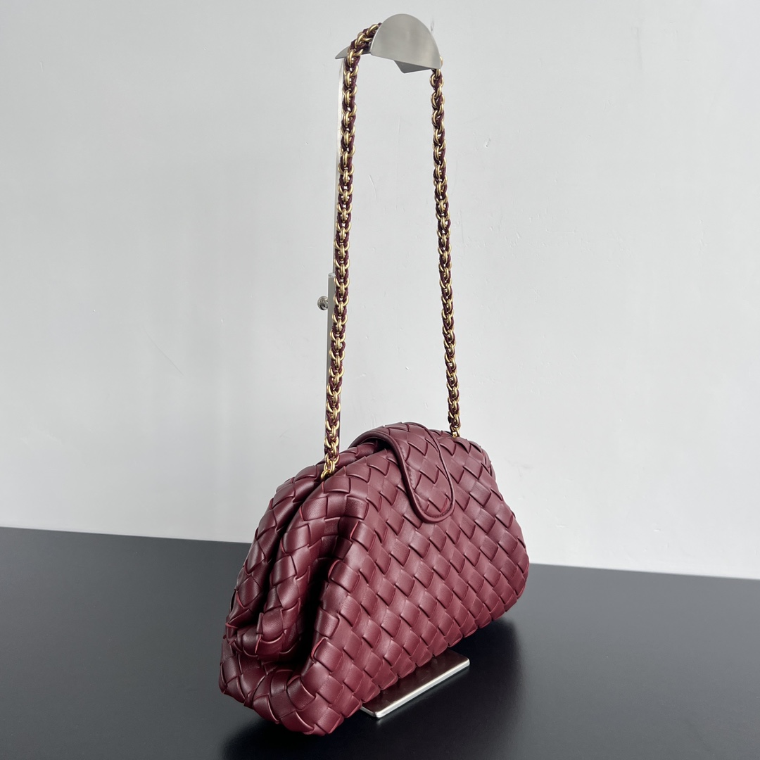 Teen Lauren 1980 Padded Intrecciato Leather Clutch With Chain Bordeaux